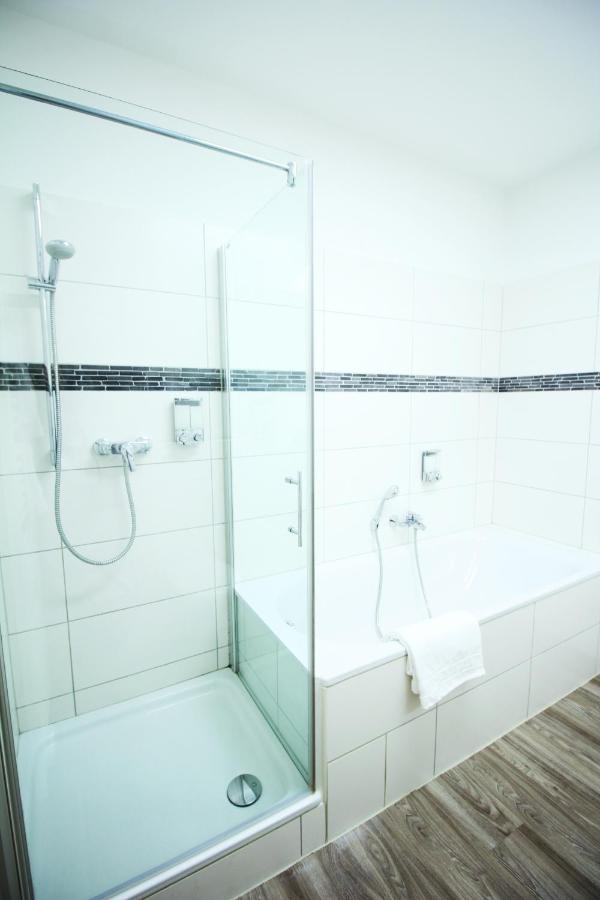 Secret Hideaways Space Loft Wohndesign Auf 2 Etagen L 450M Bis Uni Duisburg Bagian luar foto