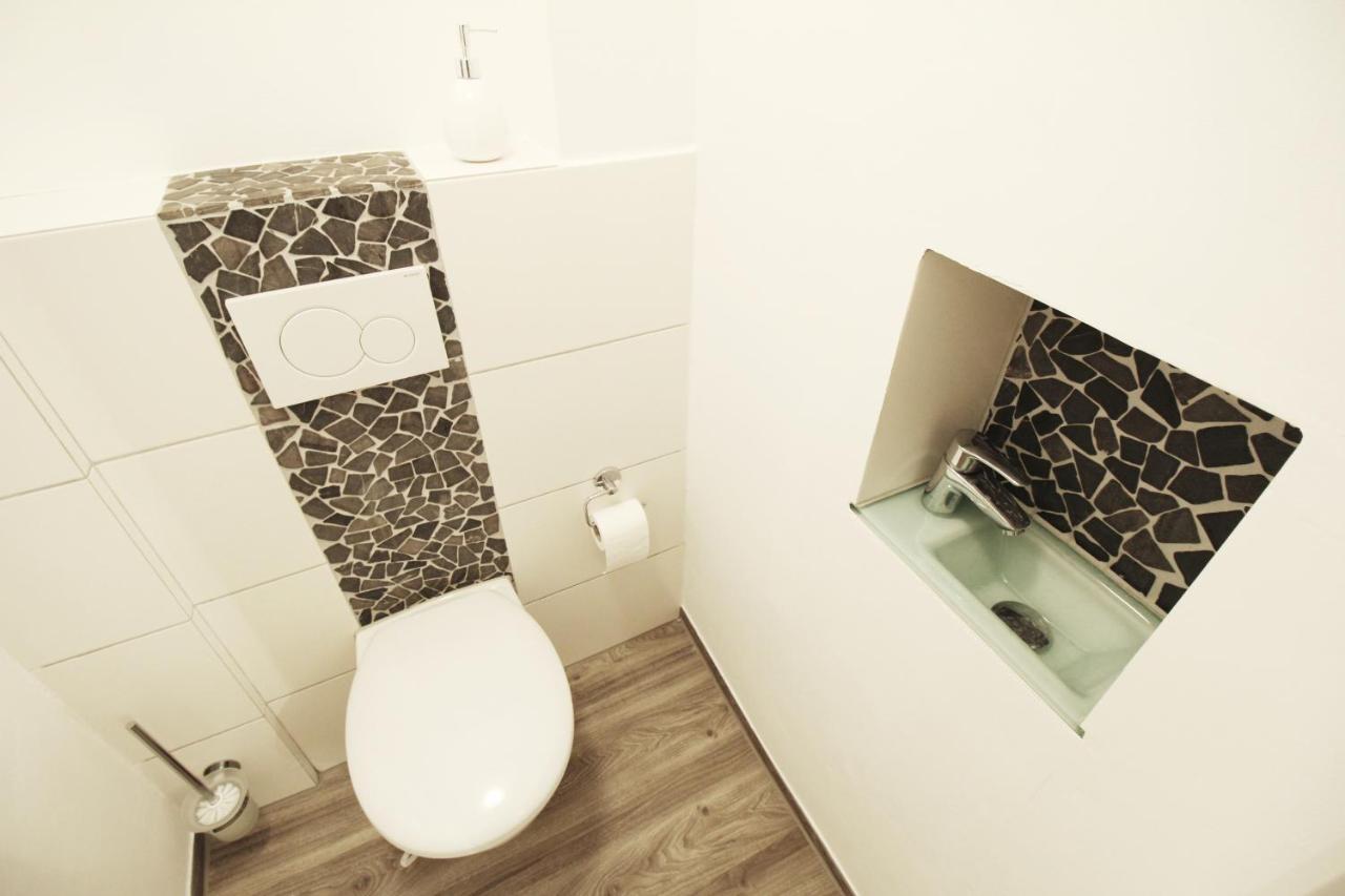 Secret Hideaways Space Loft Wohndesign Auf 2 Etagen L 450M Bis Uni Duisburg Bagian luar foto