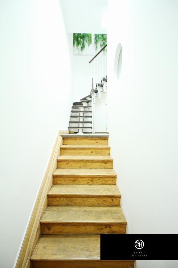 Secret Hideaways Space Loft Wohndesign Auf 2 Etagen L 450M Bis Uni Duisburg Bagian luar foto